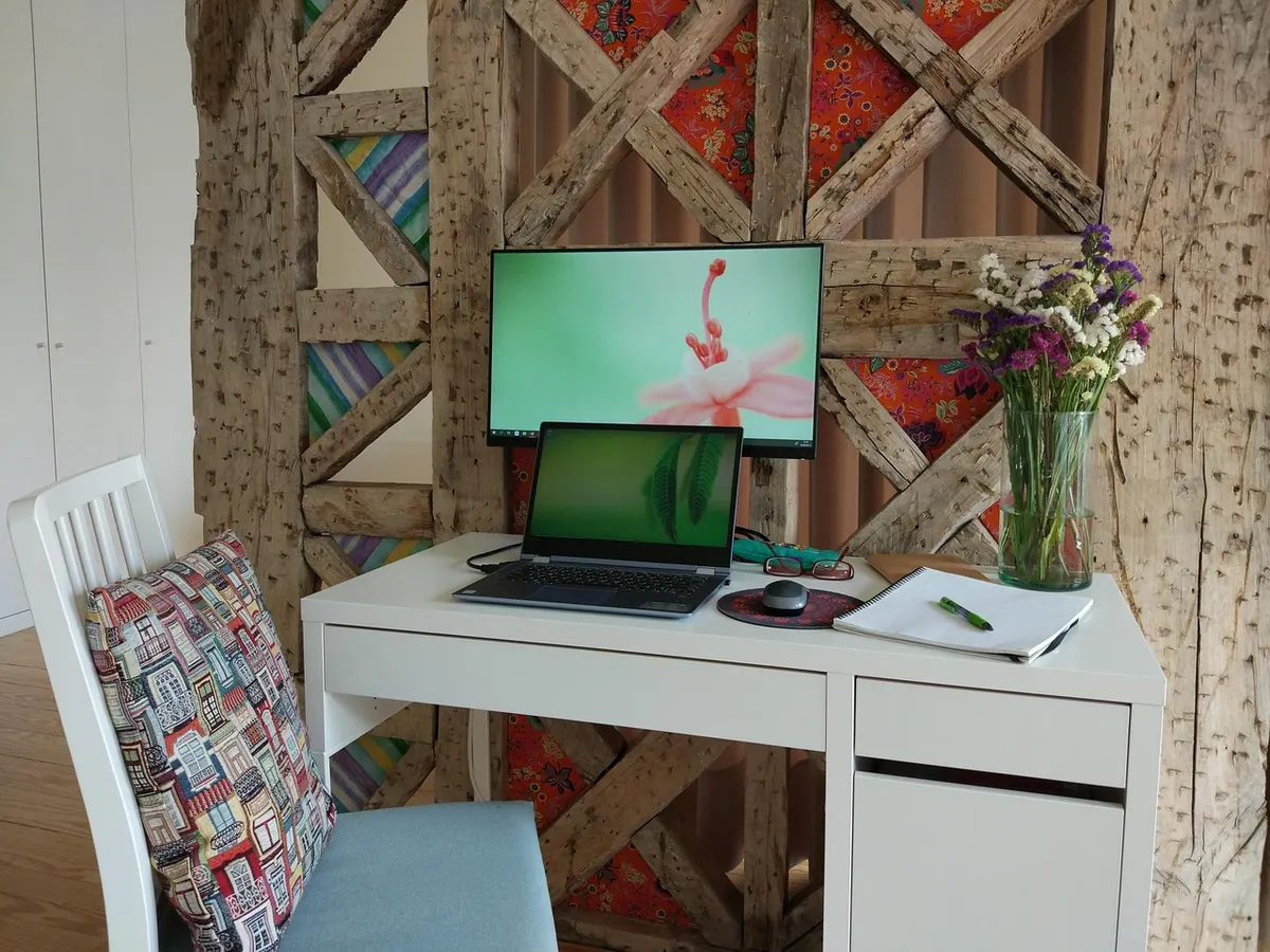How to Set Up a Home Office in a Small Spare Room